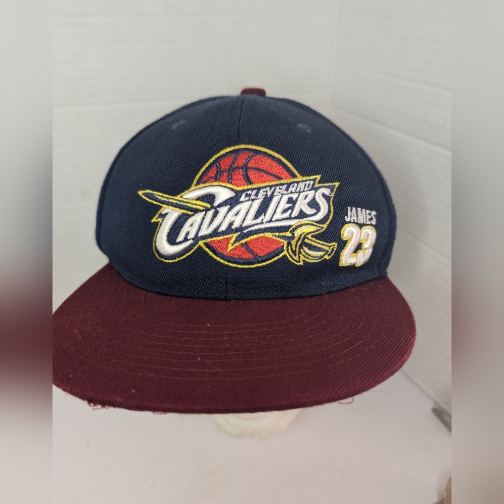 Cleveland Cavaliers Lebron James 23 New Era Snap